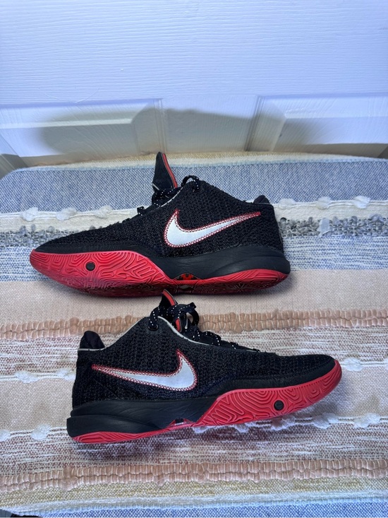 Nike Lebron 20 XX \'Miami Heat\' Black University Red Sneaker main image 7